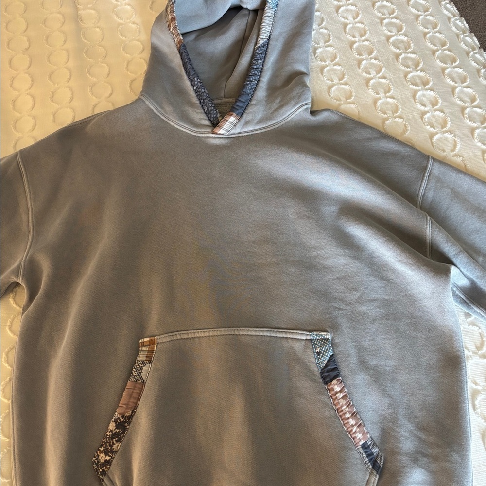 Women’s Abercrombie and Fitch hoodie